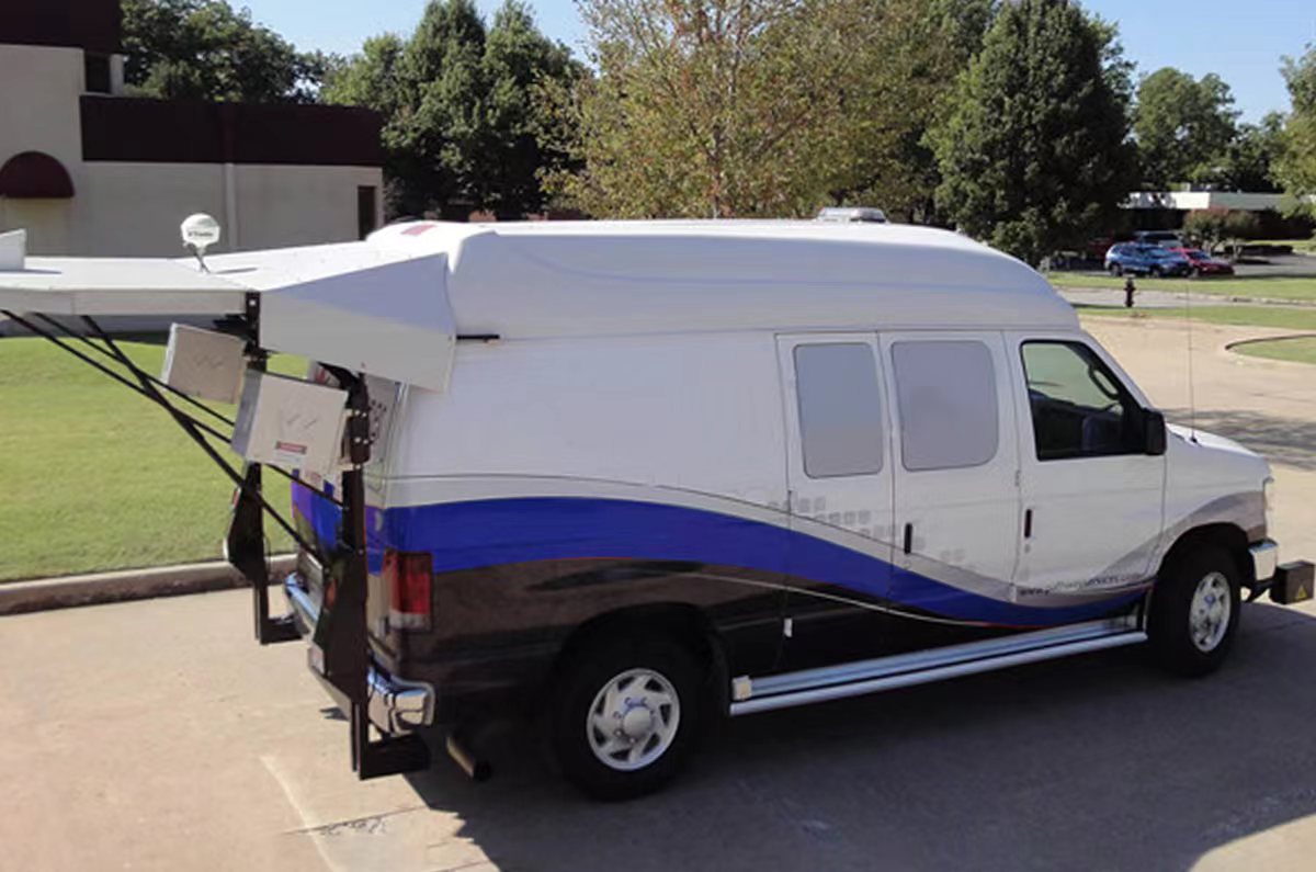 多功能綜合檢測車